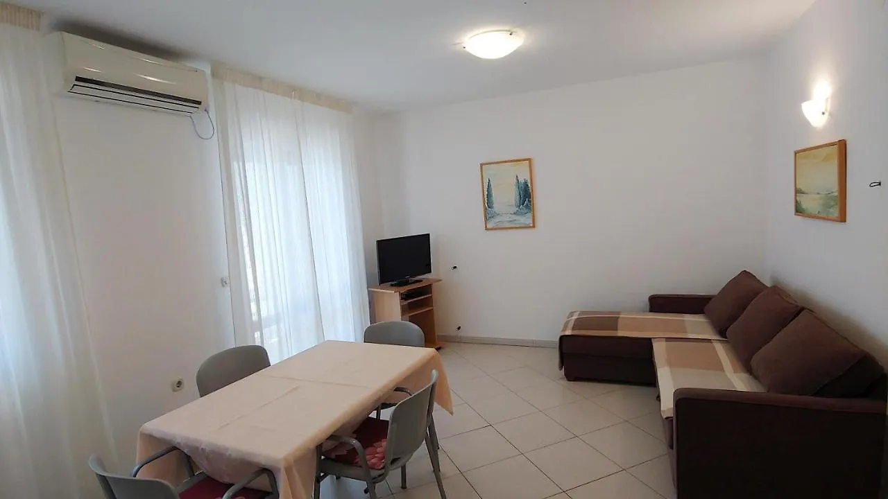 Apartments With A Parking Space Rabac, Labin - 19058 Croazia